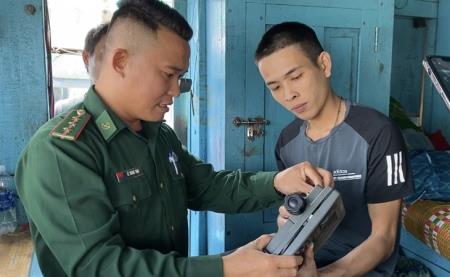 Sét đánh tàu cá nhiều ngư dân may mắn thoát nạn