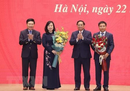 Thủ tướng trao quyết định bổ nhiệm Bộ trưởng Y tế, Giao thông Vận tải