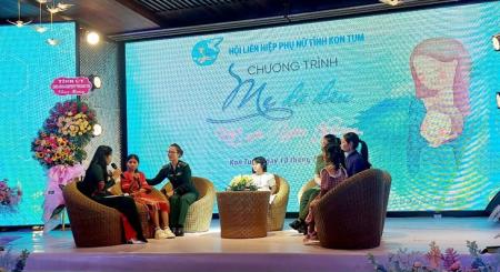 “Mẹ đỡ đầu” lan tỏa tình thương yêu