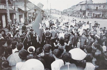 Sáng mãi tinh thần Ngày Giải phóng Thủ đô trong sự nghiệp xây dựng và bảo vệ Tổ quốc