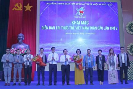 Khẳng định sự đóng góp quan trọng của đội ngũ trí thức trẻ Việt Nam