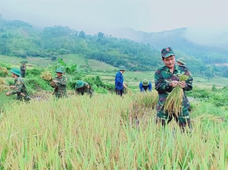 Tình quân dân nơi biên giới xứ Thanh