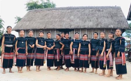 Phát triển du lịch cộng đồng để bảo tồn văn hóa truyền thống bền vững