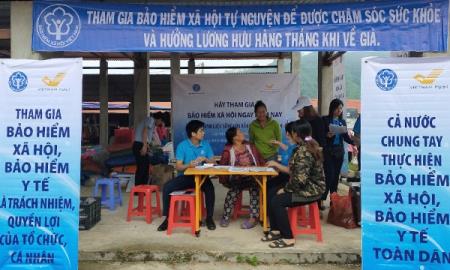 Nhiều giải pháp quyết liệt thu hút người dân tham gia bảo hiểm xã hội, bảo hiểm y tế