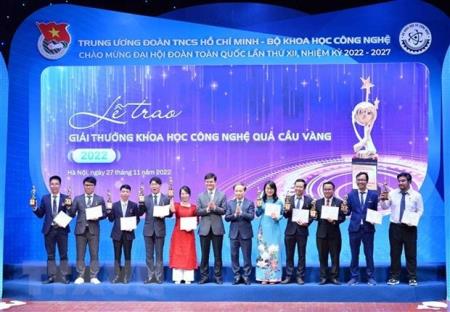 Trao Giải thưởng Quả cầu vàng và Nữ sinh Khoa học công nghệ Việt Nam năm 2022
