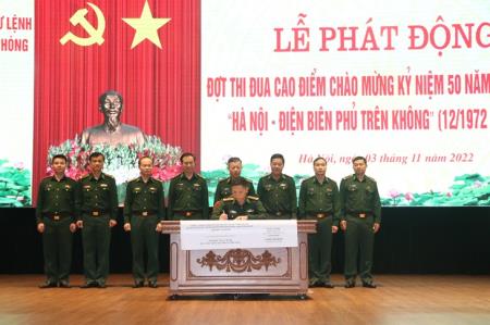 Phát động đợt thi đua cao điểm chào mừng kỷ niệm 50 năm Chiến thắng “Hà Nội - Điện Biên Phủ trên không”