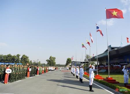 Lễ Thượng cờ ASEAN và cờ các nước tham gia AARM-30