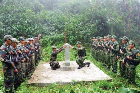 Vun đắp tình đoàn kết sĩ quan Biên phòng trẻ Việt Nam - Lào ngày càng bền chặt