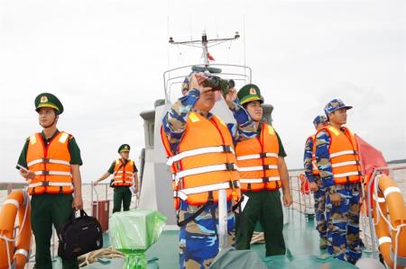 Kiên quyết đấu tranh với các loại tội phạm trên khu vực biên giới biển