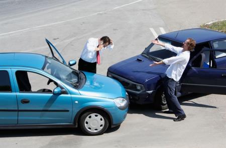 Những điều cần biết khi mua bảo hiểm ô tô
