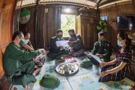 Nâng cao nhận thức pháp luật cho người dân biên giới