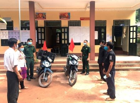 Tuyên truyền chống tảo hôn ở xã biên giới Na Cô Sa