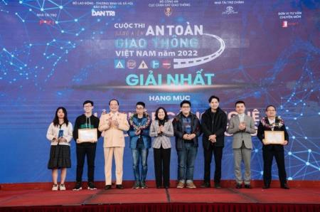 Hơn 200 tác phẩm dự thi ở cả 2 hạng mục Ý tưởng về An toàn giao thông và Giải pháp công nghệ An toàn giao thông