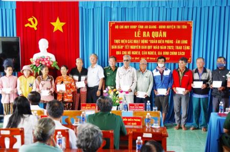 Ra quân triển khai các hoạt động trong Chương trình “Xuân Biên phòng ấm lòng dân bản” năm 2023 tại An Giang
