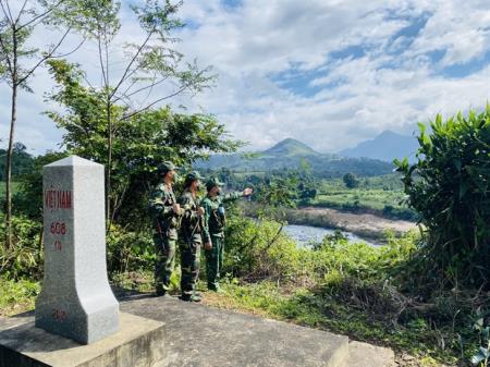 Nhịp sống bên dòng sông biên giới Sê Pôn