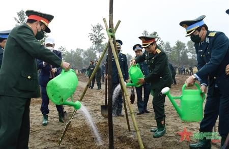 Đại tướng Phan Văn Giang chủ trì Lễ phát động “Tết trồng cây đời đời nhớ ơn Bác Hồ”