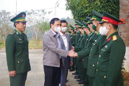 Bí thư Tỉnh ủy Hà Tĩnh thăm, chúc mừng các đơn vị Biên phòng nhân kỷ niệm Ngày Truyền thống BĐBP