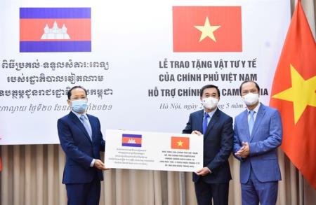 Không ngừng xây dựng, vun đắp quan hệ láng giềng tốt đẹp Việt Nam - Campuchia