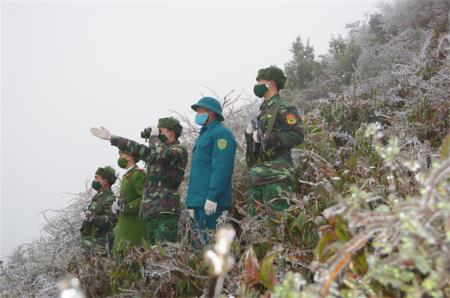 Biên cương hát mãi khúc quân hành