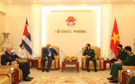 Đại tướng Phan Văn Giang tiếp Đại sứ Cuba tại Việt Nam