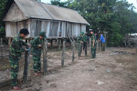 Giảm nghèo bền vững vùng đồng bào dân tộc thiểu số: Cần “làn gió mới”