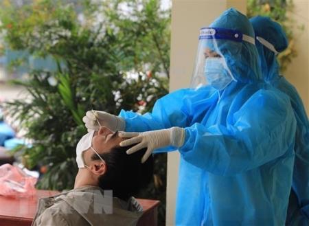 Ngày 27-3: Số ca mắc mới Covid-19 trong nước giảm còn 91.916 ca