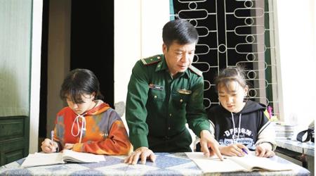 Mái nhà thân thương của những cô bé người Mông
