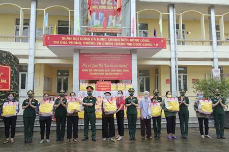 Phụ nữ quân đội cống hiến và tỏa sáng