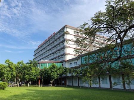 Bệnh viện Đa khoa Trung ương Cần Thơ: Không ngừng vươn xa - nâng tầm chất lượng