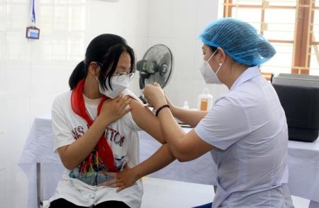 Ngày 21-4: Cả nước ghi nhận 12.029 ca mắc mới và 9 ca tử vong