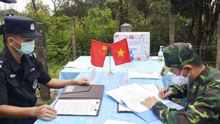 Tăng cường hợp tác giữa lực lượng bảo vệ biên giới Việt Nam và Trung Quốc