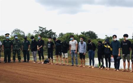 Phối hợp giữ vững an ninh, trật tự trên biên giới
