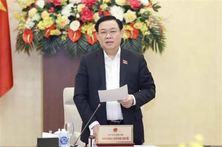 Đẩy nhanh tiến độ giải ngân đầu tư công và gói hỗ trợ phục hồi kinh tế