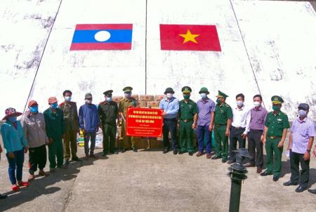 Thừa Thiên Huế: Hơn 1 tỷ đồng hỗ trợ lương thực, thực phẩm cho lực lượng vũ trang và nhân dân biên giới của Lào
