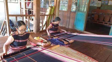 Nét đẹp của thổ cẩm Tây Nguyên