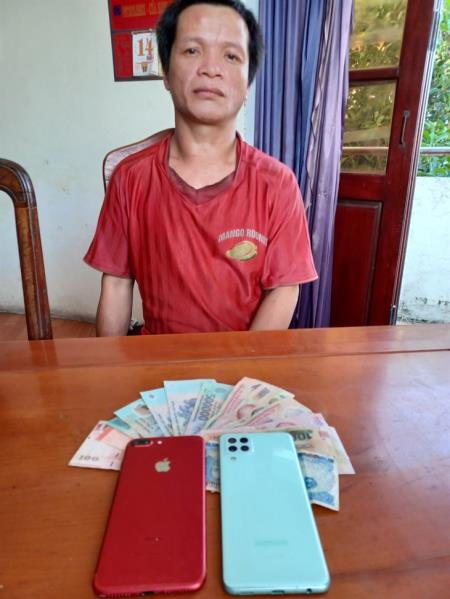 Vừa ra tù lại bị bắt vì trộm cắp tài sản