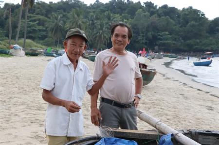 Người chép sử làng dưới chân núi Hải Vân