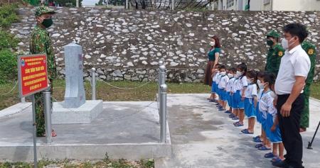 Chung tay vì tương lai trẻ em nơi biên giới