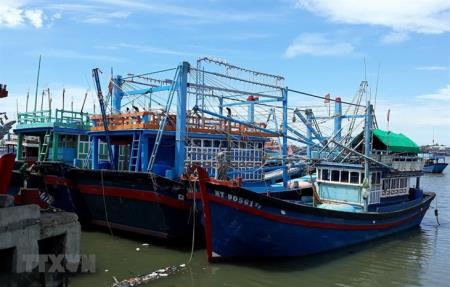 Trợ lực cho tàu cá vươn khơi