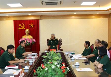 Ban Liên lạc Truyền thống Hữu nghị Việt Nam - Lào làm việc với Bộ Tư lệnh BĐBP