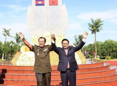 Chúc mừng nhân 55 năm Ngày thiết lập quan hệ ngoại giao Việt Nam-Campuchia