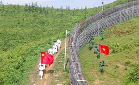 Tuần tra liên hợp thực thi pháp luật trên biên giới Hà Giang-Vân Nam