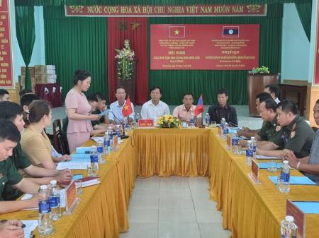 Thắt chặt tình đoàn kết, gắn bó hai bên biên giới Việt Nam - Lào