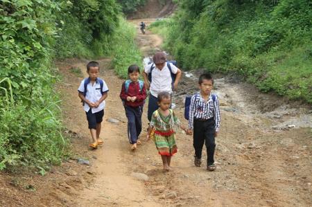 Buôn H’Mông nỗ lực đẩy lùi tảo hôn