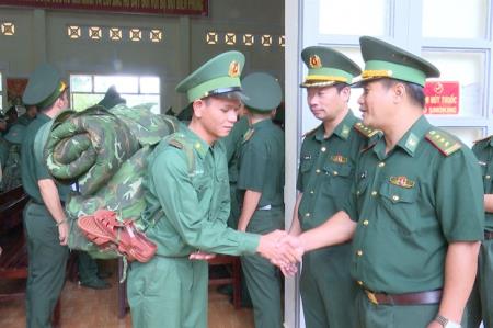Bế mạc huấn luyện chiến sĩ mới năm 2022