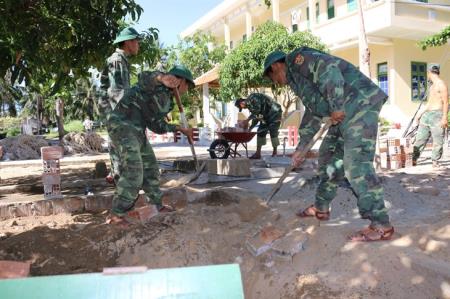 Đảm bảo công tác hậu cần cho nhiệm vụ quản lý, bảo vệ chủ quyền lãnh thổ, an ninh biên giới quốc gia