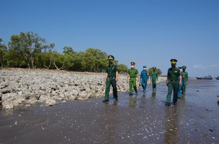 Tăng cường phối hợp đẩy lùi tội phạm ma túy trên khu vực biên giới biển Tiền Giang
