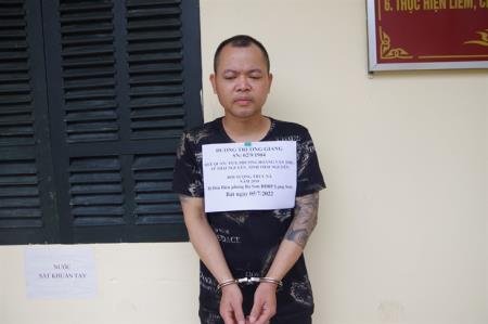 Bắt đối tượng truy nã sau 4 năm lẩn trốn