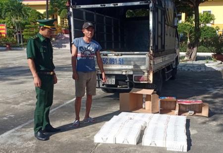BĐBP Thừa Thiên Huế bắt vụ vận chuyển gần 1.000 bao thuốc lá ngoại nhập lậu