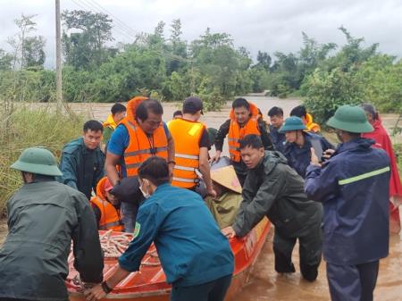 Đắk Lắk: Gần 100 ngôi nhà bị ngập trên địa bàn xã biên giới Ia Lốp